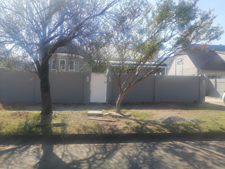 To Let 3 Bedroom Property for Rent in Queenstown Central Eastern Cape